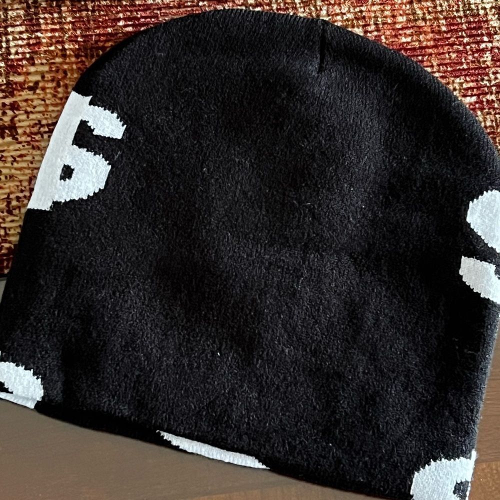 Black Jacquard Knit Skullcap Beanie with White  Dollar Signs - Picture 2 of 4